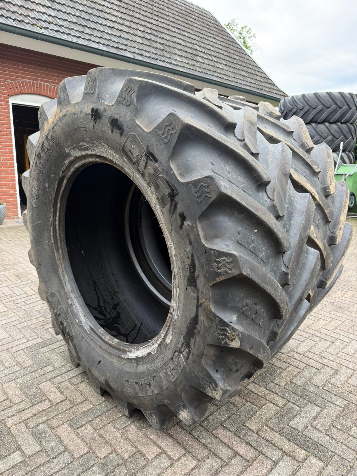 Bkt agrimax 600/65R34, Zakelijke goederen, Agrarisch | Onderdelen | Banden, Velgen en Assen, Ophalen