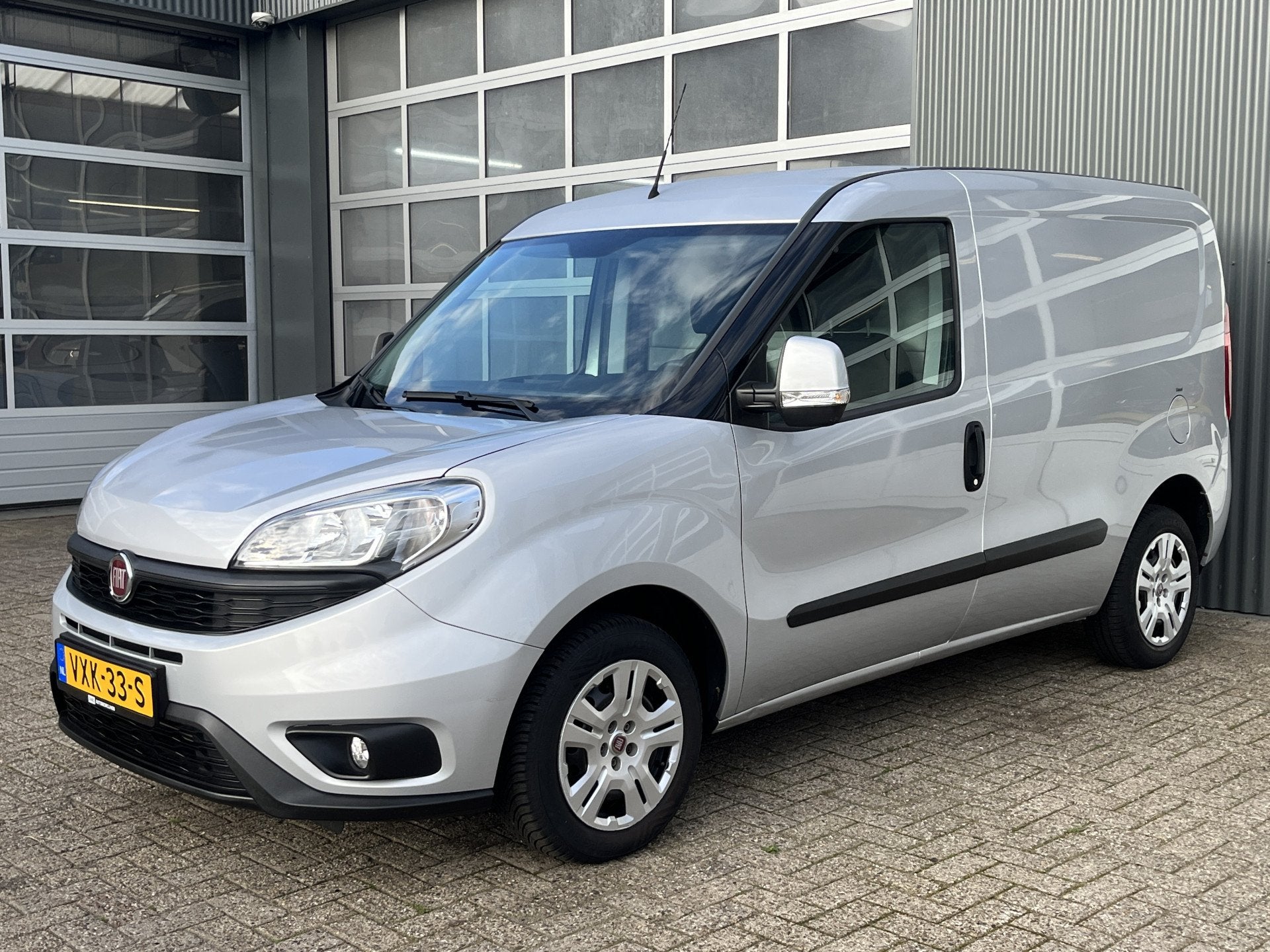 Fiat Doblò Cargo 1.3 MJ L1H1 SX Btw en Bpm vrij Airco Cruis, Auto's, Bestelauto's, Voorwielaandrijving, Euro 5, Stof, Gebruikt