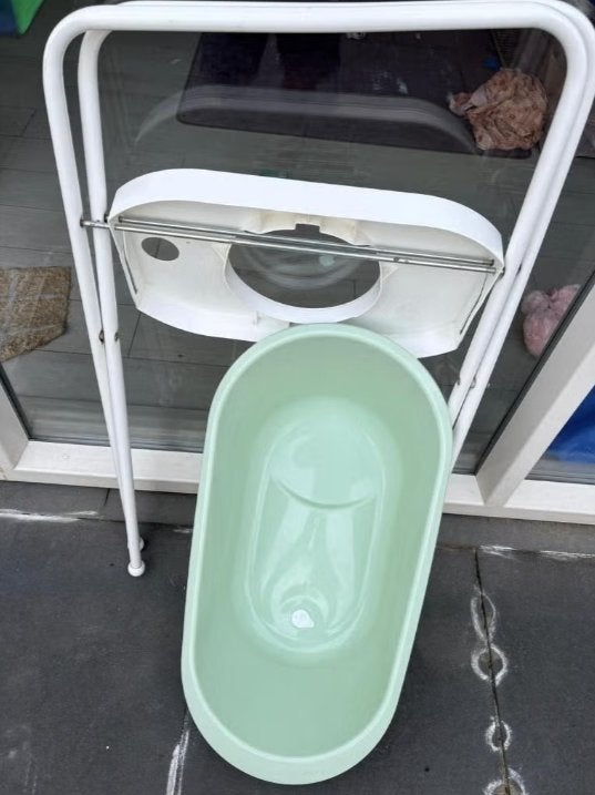 Bébé-Jou Babybadje Mintgroen + Standaard, Ophalen, Zo goed als nieuw, Badje, Bébé-jou