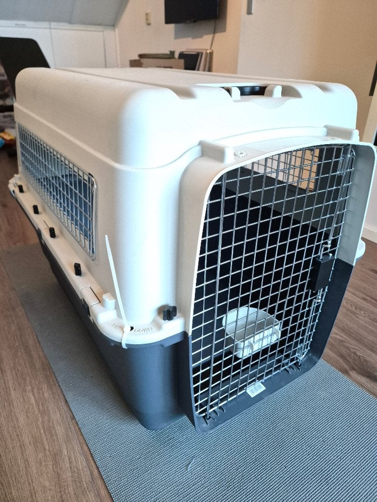 Hondenkennel - reisbench, Ophalen, Zo goed als nieuw