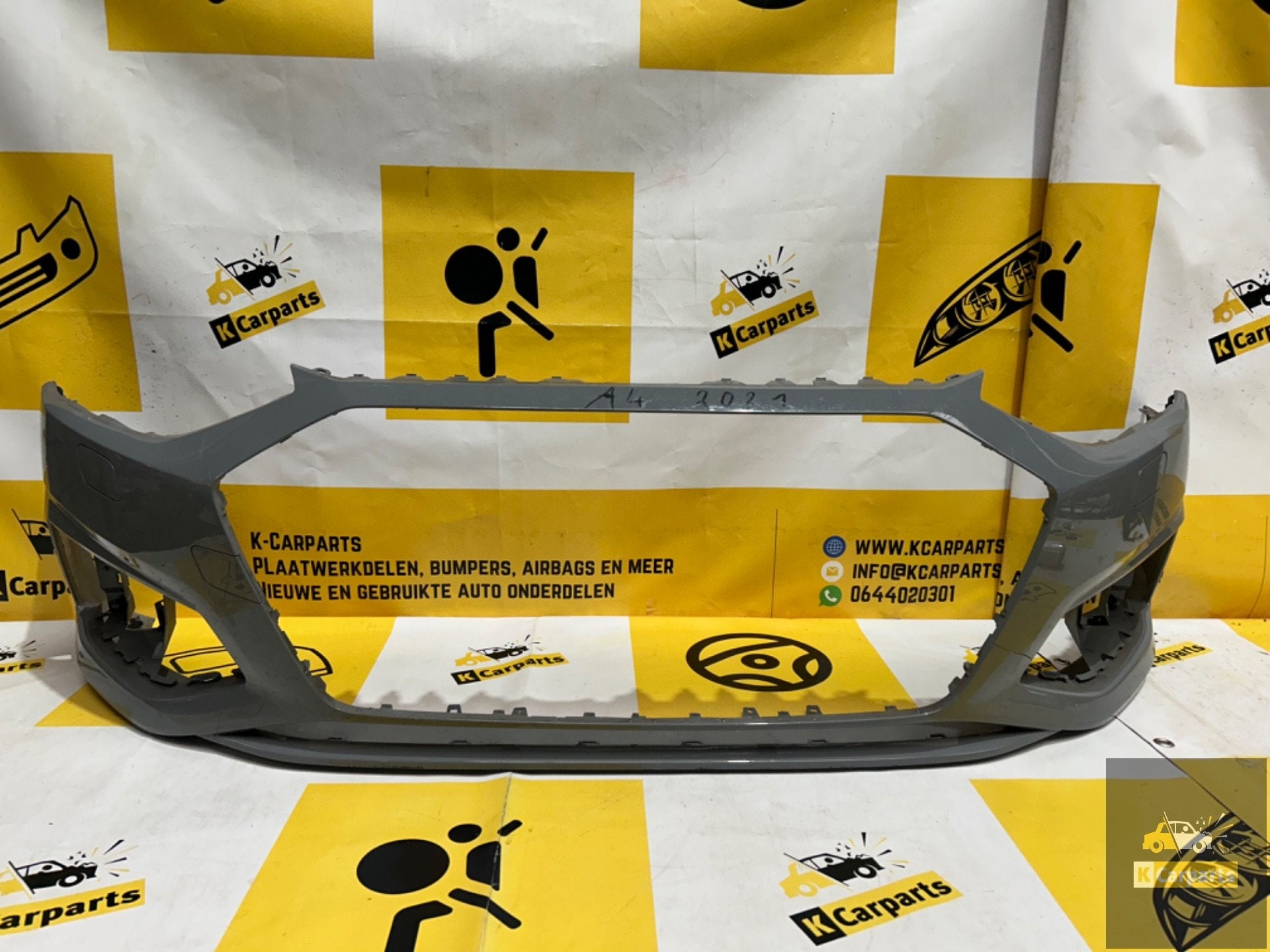 Voorbumper Audi A4 Facelift B9 2019-2023 bumper 8w0807241E, Info@fabrikant.eu, Bumper, Fabrikant BV, Gebruikt