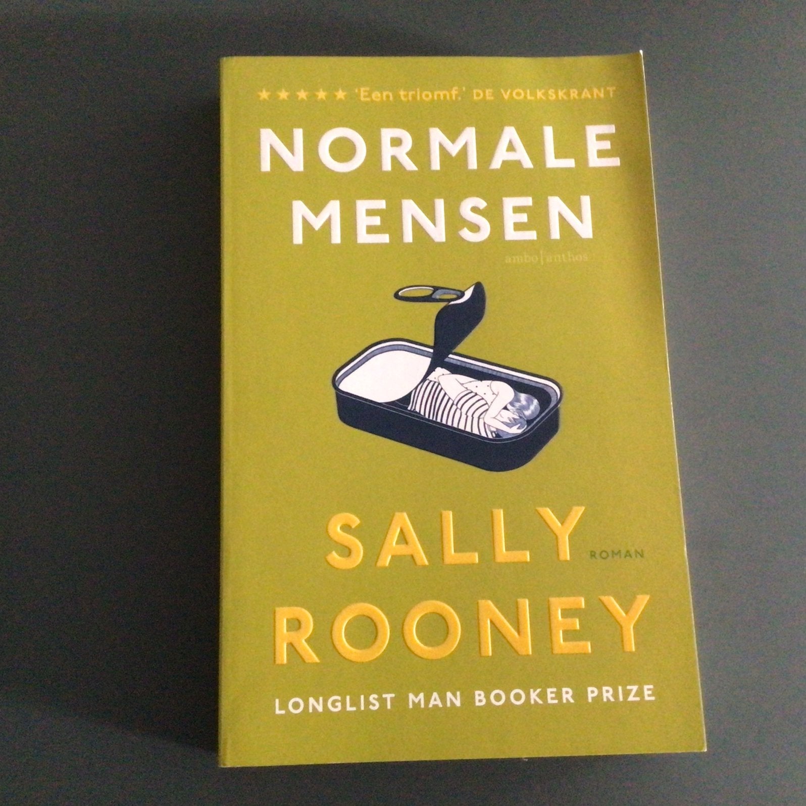 Sally Rooney - Normale mensen, Boeken, Europa overig, Ophalen of Verzenden, Zo goed als nieuw, Sally Rooney