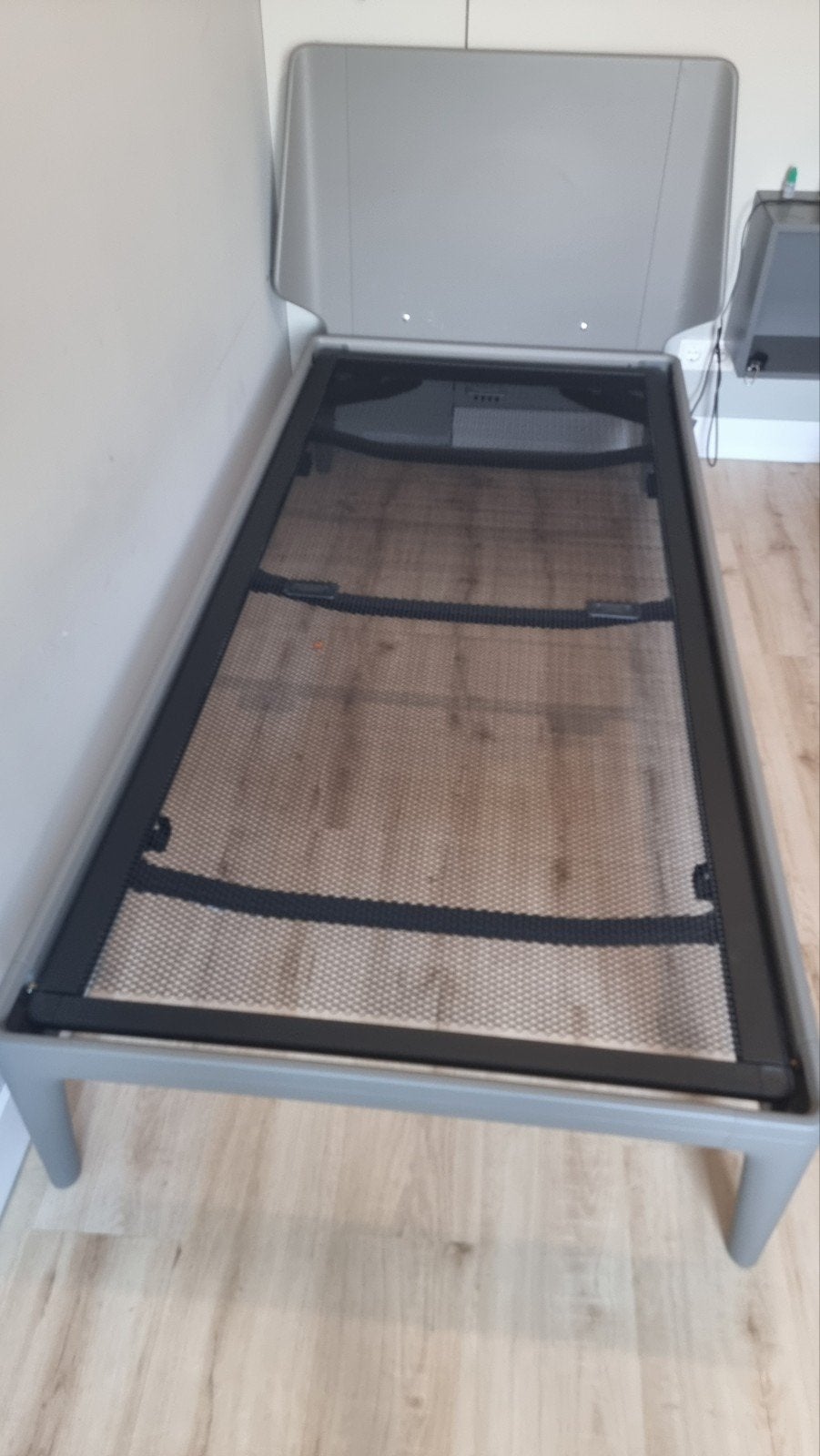 Auping Essential bed van 200 x 90 cm, Ophalen, Gebruikt, 90 cm, Eenpersoons
