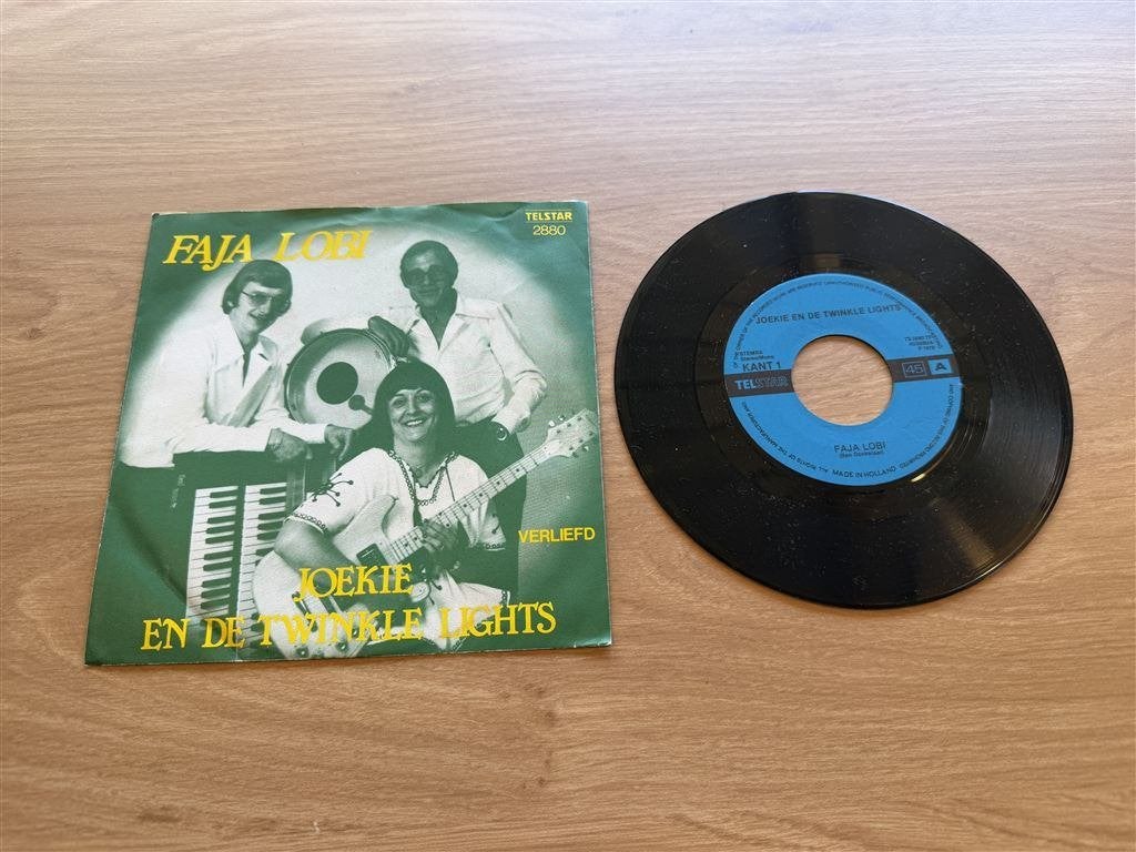 Joekie en de Twinkle Lights - Faja Lobi