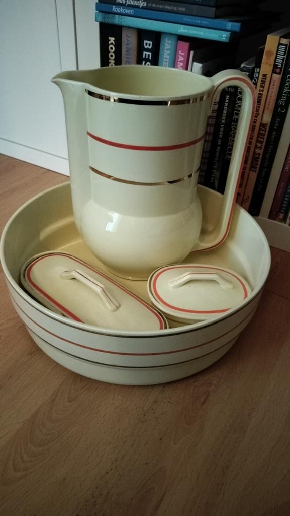 Vintage Petrus Regout Maastricht 4-delige waskom set, Ophalen of Verzenden