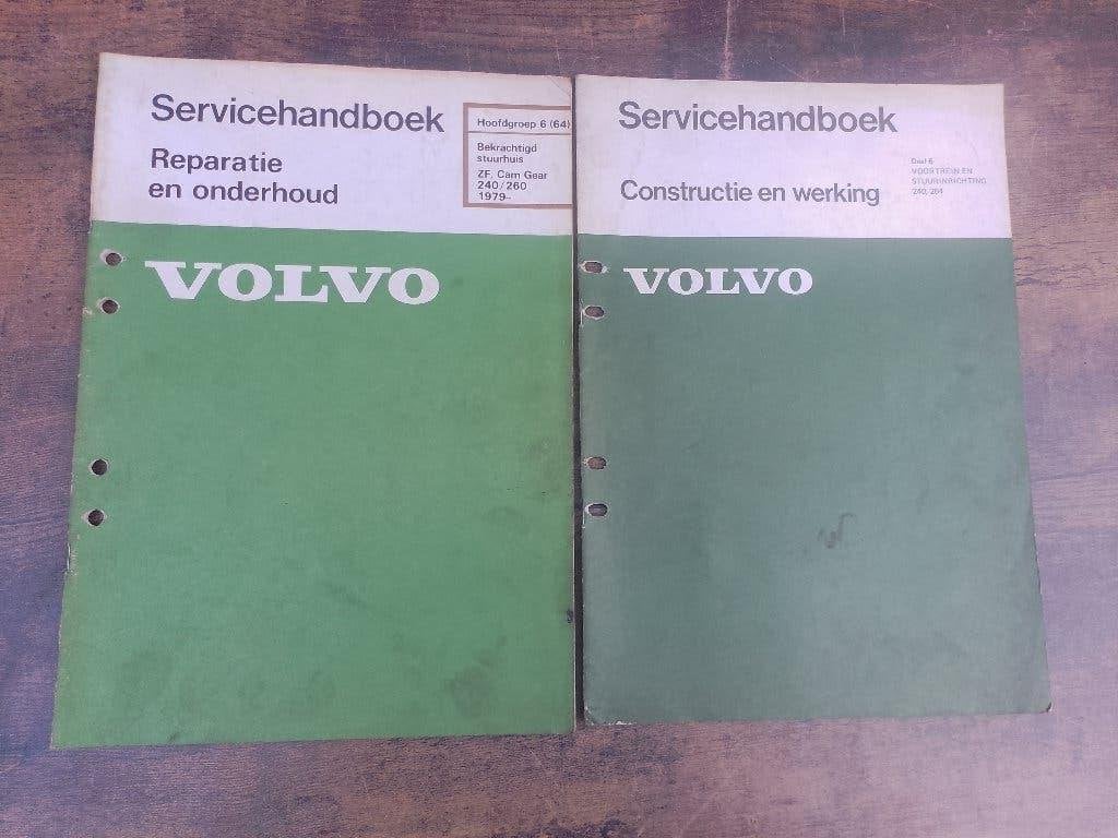 Volvo 240 260 264 dealer werkplaatsboeken stuurbekrachtiging, Boeken, Auto's | Boeken, Verzenden, Gelezen, Volvo
