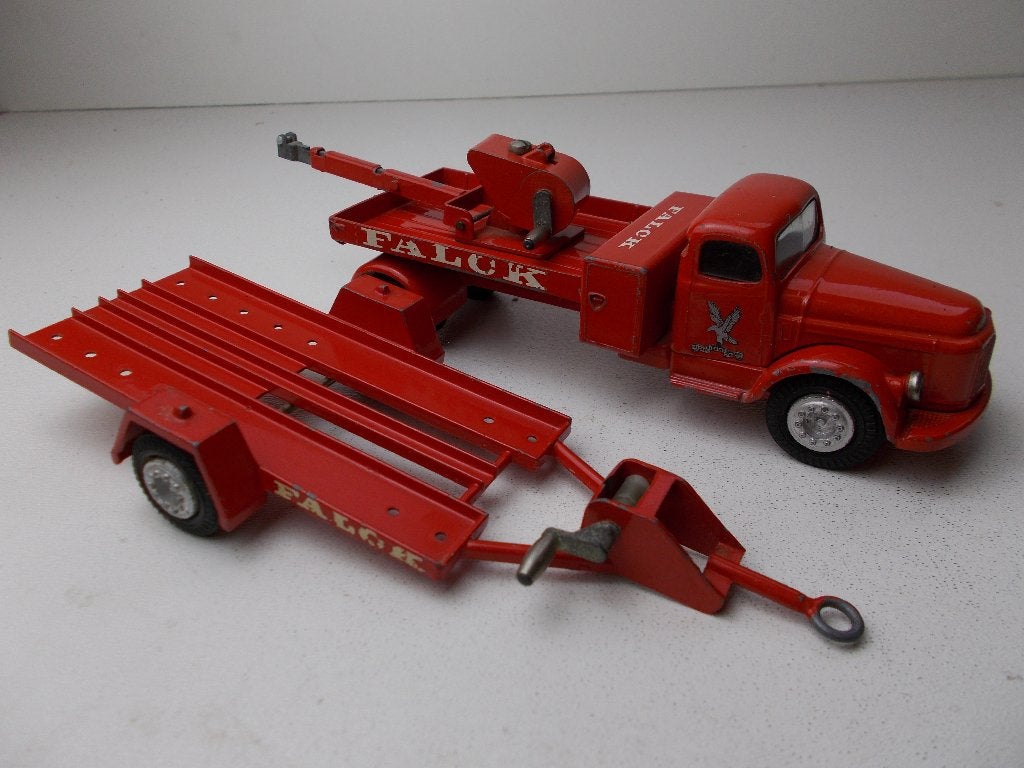 1964 TEKNO Denmark 436+437 VOLVO FALCK CRANE TRUCK + TRAILER, Ophalen of Verzenden, Zo goed als nieuw, Bus of Vrachtwagen, Tekno