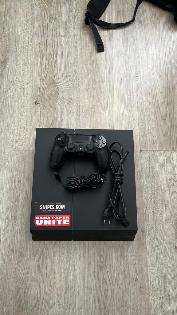 Playstation 4, Ophalen, Gebruikt