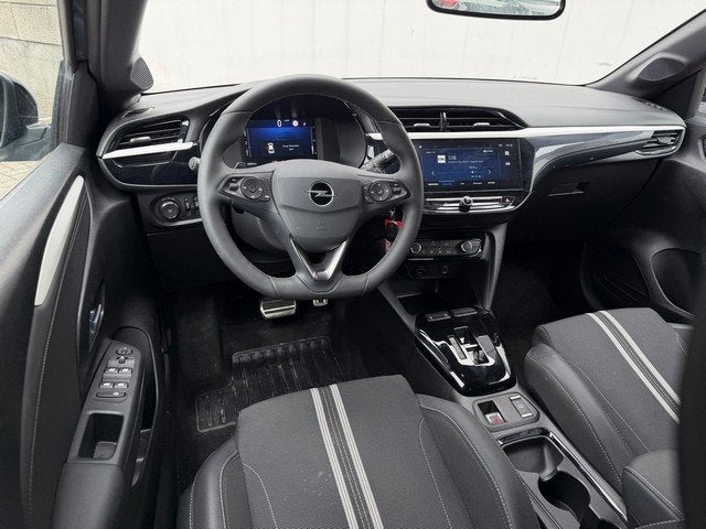 Opel Corsa 1.2 Turbo Hybrid GS met CarPlay, Camera, 17inch V, 12 maanden, Stof, Gebruikt, Zwart