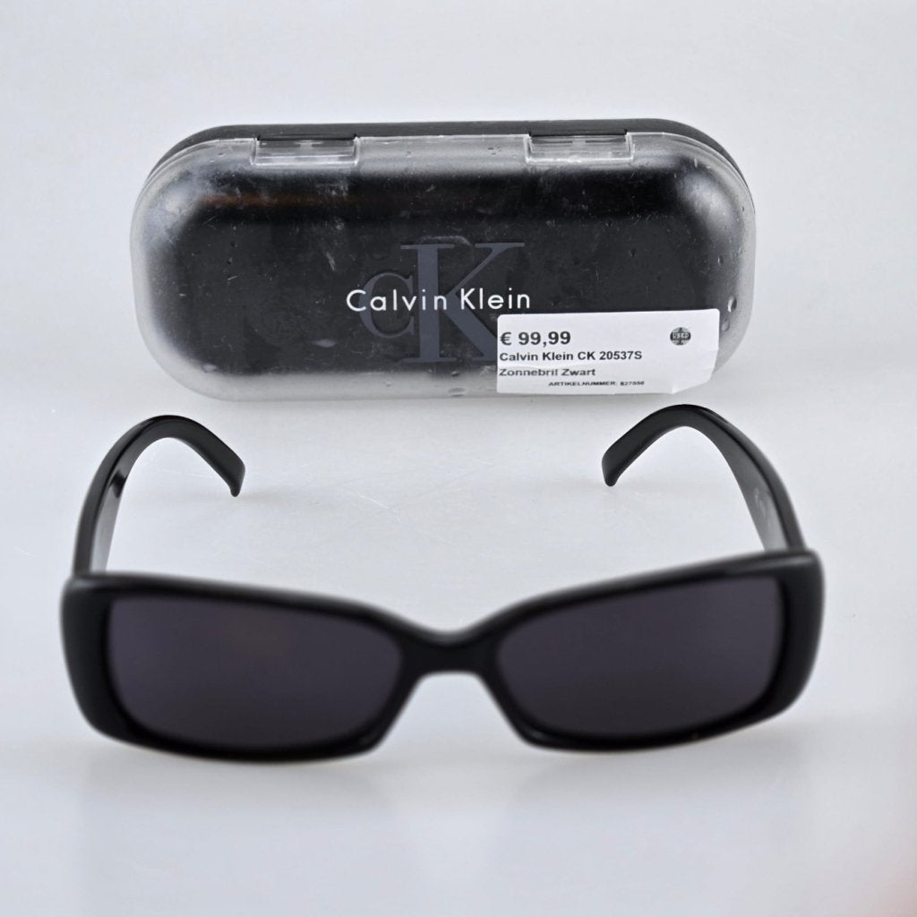 Calvin Klein CK 20537S Zonnebril Zwart, Sieraden, Tassen en Uiterlijk, Calvin Klein, Gebruikt, https://www.calvinklein.nl/contact