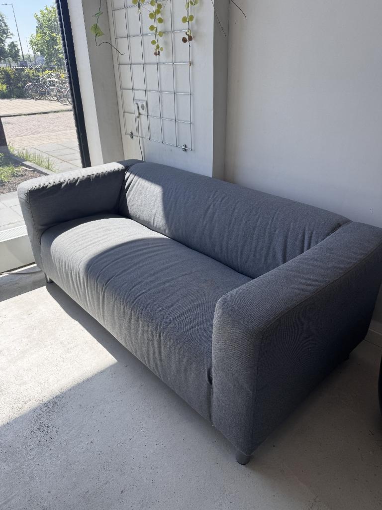 Nette, grijze Klippan bank, Ophalen, Gebruikt, 150 tot 200 cm, Tweepersoons