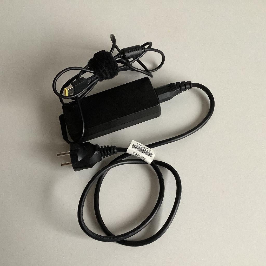 Lenovo laptoplader, Computers en Software, Laptop-opladers, Ophalen of Verzenden, Zo goed als nieuw, Lenovo