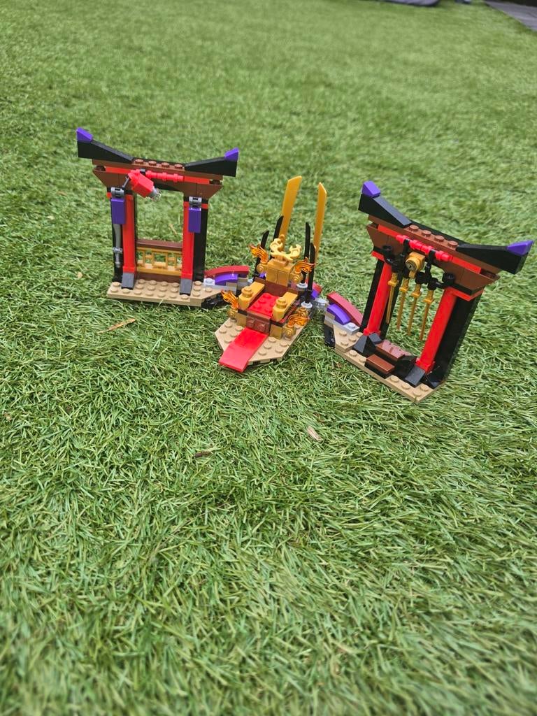Lego Ninjago troonzaalduel, Lego, Ophalen of Verzenden, Zo goed als nieuw, Inclusief instructies