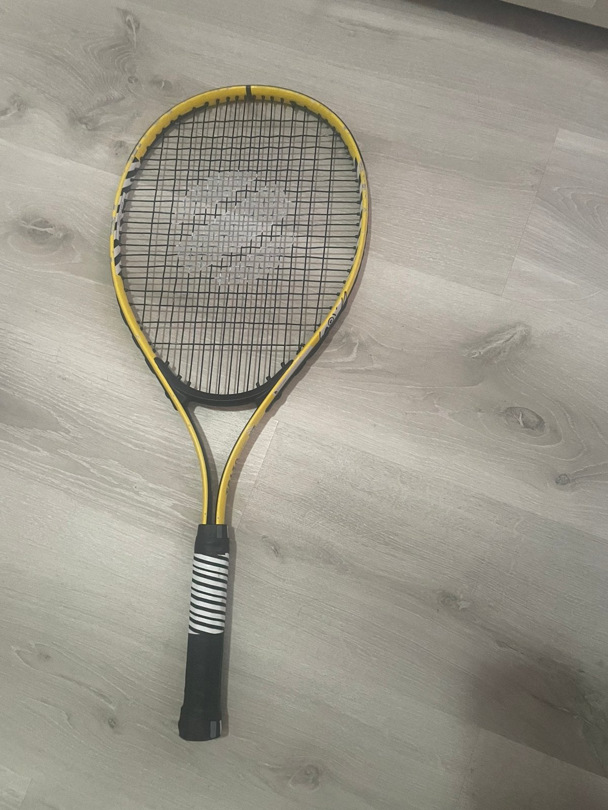 artengo tennis racket, Sport en Fitness, Tennis, Ophalen of Verzenden, Zo goed als nieuw, Racket, Overige merken