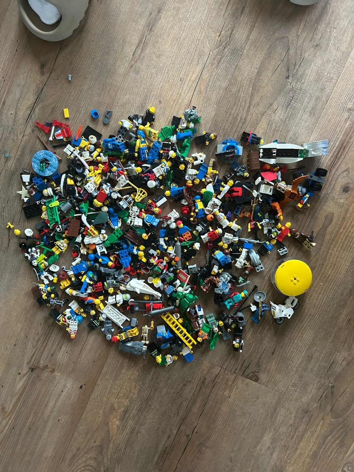 +- 80-100 lego minifiguren + extras, Ophalen of Verzenden, Gebruikt, Minifiguur, Lego