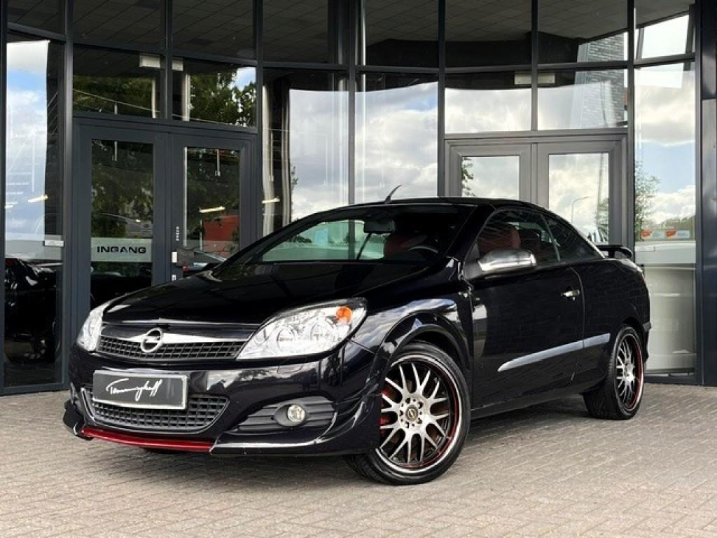 Opel ASTRA 1.8 CABRIO TEMPTATION NAVI - LEDER - STOELVERW. O, Voorwielaandrijving, Gebruikt, 4 cilinders, Cabriolet