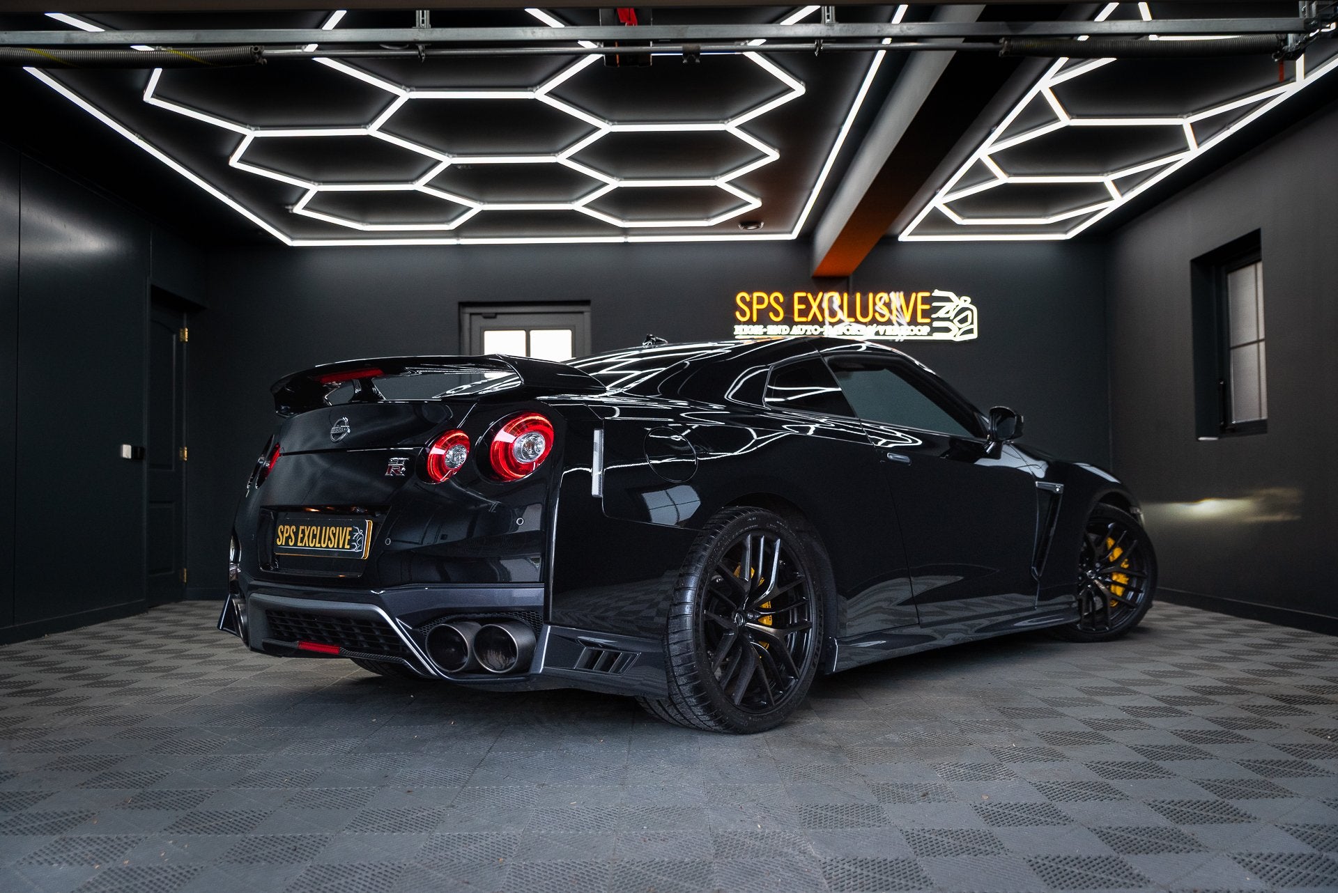 Nissan GT-R 3.8 V6 Prestige / Downpipes / Recaro / Bose /, Auto's, Automaat, Gebruikt, GT-R, 4 stoelen
