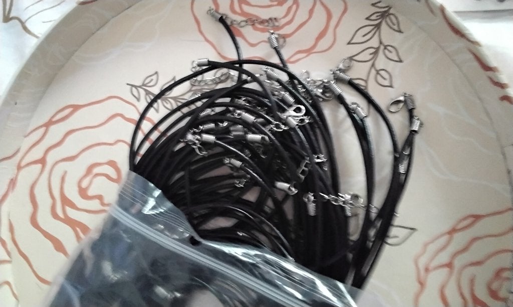 Partij ketting koord Leren Nieuwe Kettingkoord slot zwart, Ophalen, Nieuw, Zwart, Overige materialen
