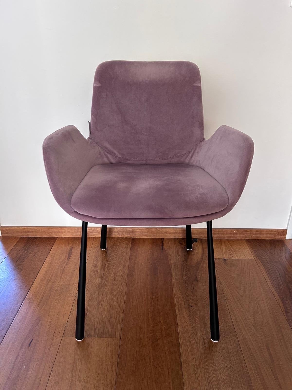 Zuiver Brit Armstoel Roze - Zo goed als nieuw, Huis en Inrichting, Stoelen, Ophalen, Twee, Overige kleuren, Zo goed als nieuw