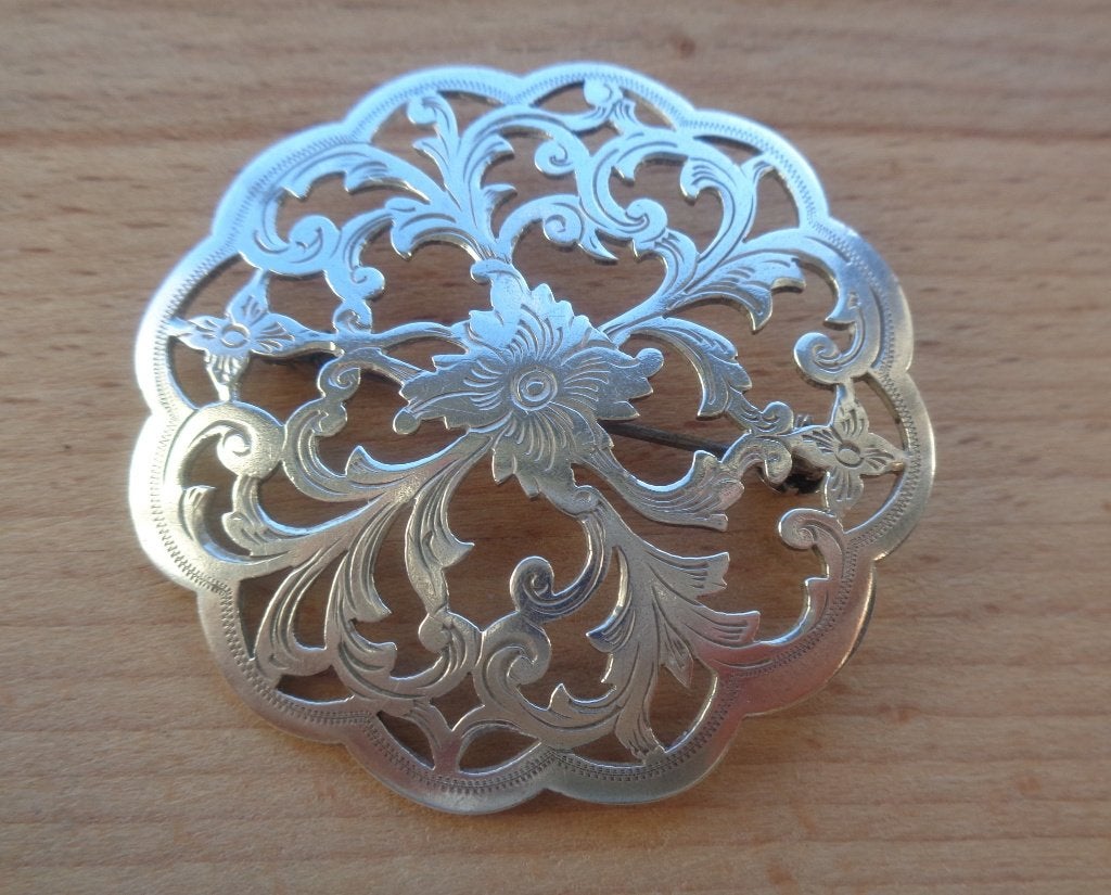 zilveren grote bloem broche 5 cm groot [150], Sieraden, Tassen en Uiterlijk, Antieke sieraden, Verzenden, Zilver, Broche