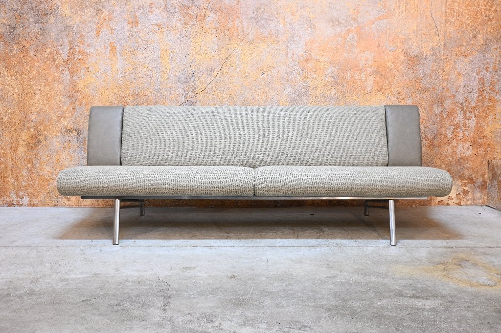 OPNIEUW beklede Harvink Armslag designbank in stof met leer, Huis en Inrichting, Harvink, Driepersoons, 75 tot 100 cm, Ophalen of Verzenden