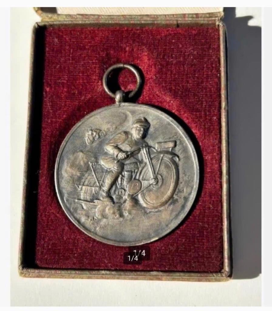 Antieke Medaille “Vossenjacht New Hudson” 10-5-1930, Ophalen of Verzenden, Overige materialen