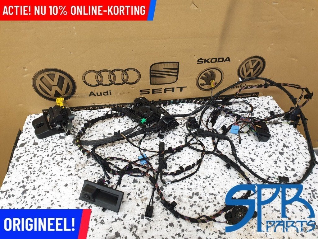 Achteruitrijcamera Tiguan 5NA AD1 5NA827566B KLEPOPENER SLOT, Auto-onderdelen, Gebruikt, Volkswagen, Ophalen of Verzenden, Volkswagen
