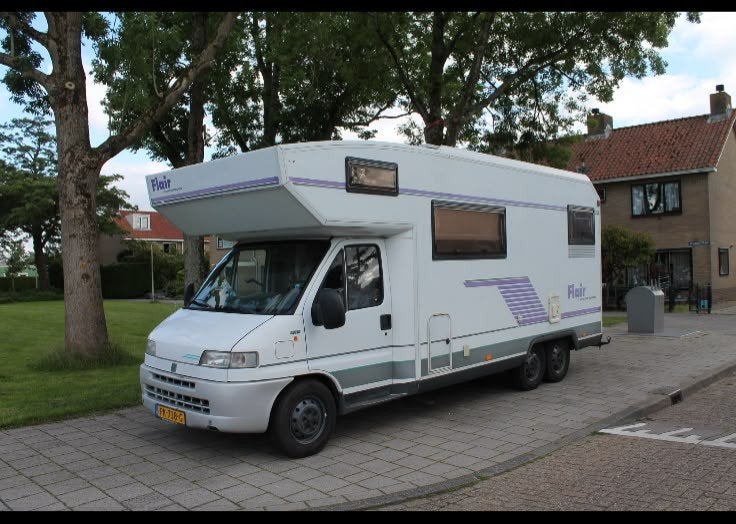 Niesmann & Bischoff Flair 6700 TA  6 persoons, Ringverwarming, Fiat, Diesel, Tot en met 6