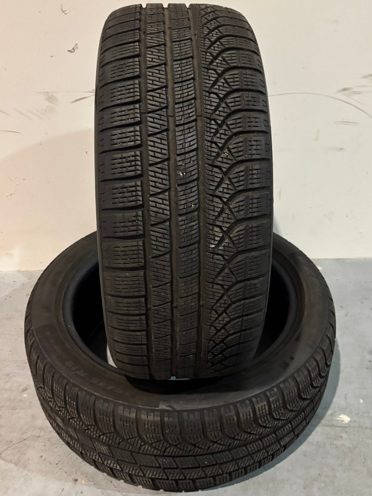 Pirelli P-zero winter 245/45 19 MO, Ophalen, Zo goed als nieuw