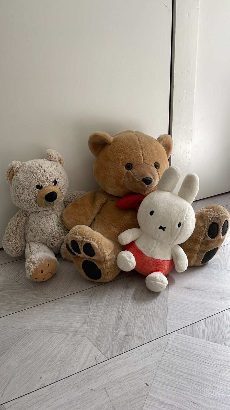 3 Knuffels Nijntje + 2 beren 5 euro, Ophalen, Zo goed als nieuw, Beer