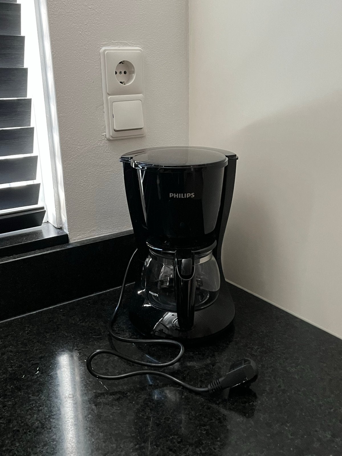Nieuw Philips Koffiezetapparaat Zwart, Witgoed en Apparatuur, Koffiezetapparaten, Gemalen koffie, Ophalen of Verzenden, 4 tot 10 kopjes