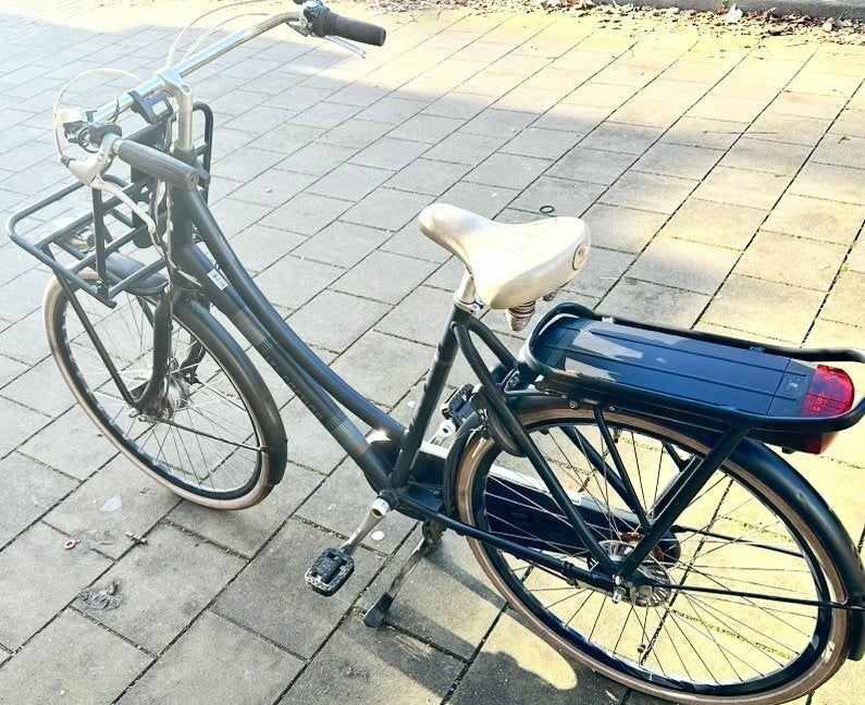 Zeer nette Cortina L4 elektrische fiets met accu en lader, Ophalen, Gebruikt, Cortina