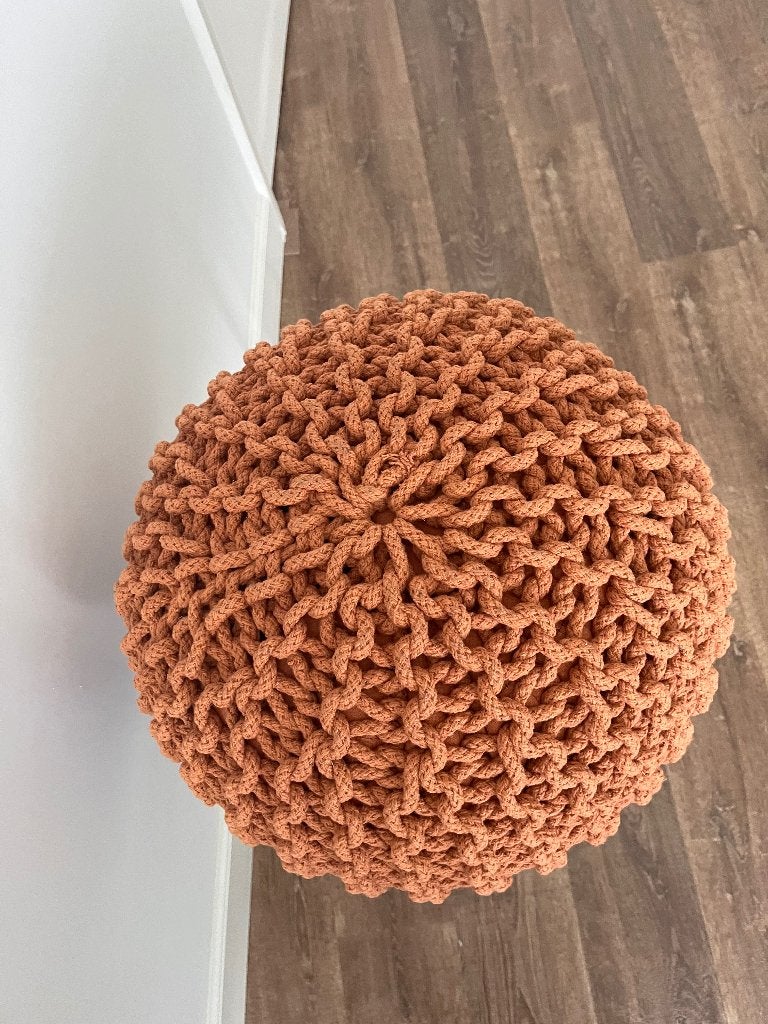 Stevig gebreide poef terracota, Minder dan 50 cm, Rond, Minder dan 50 cm, Ophalen of Verzenden