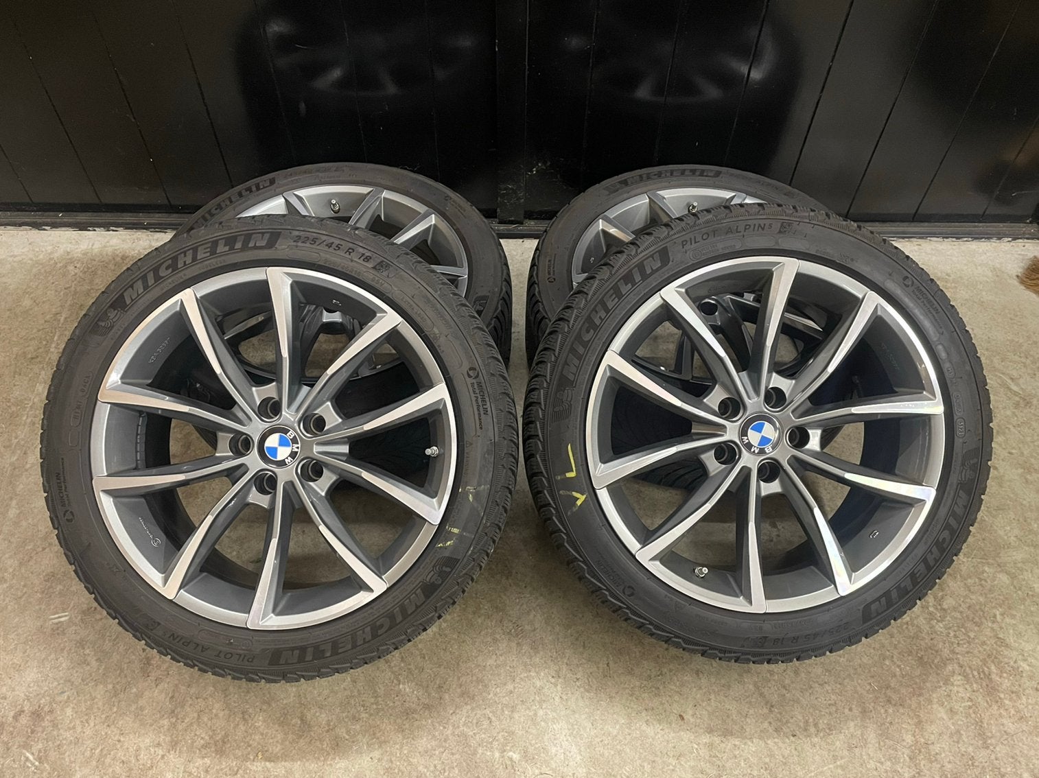 BMW 18 inch breedset Michelin winterbanden 5x112, Ophalen, 18 inch, Gebruikt, -