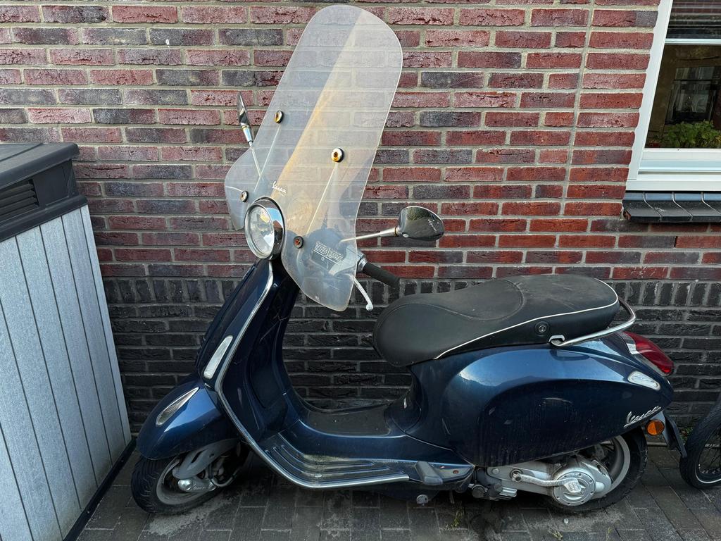 Vespa Primavera Blauw - 2014 - ART 4 slot, Fietsen en Brommers, Scooters | Vespa, Ophalen, Gebruikt, Benzine, Overige modellen