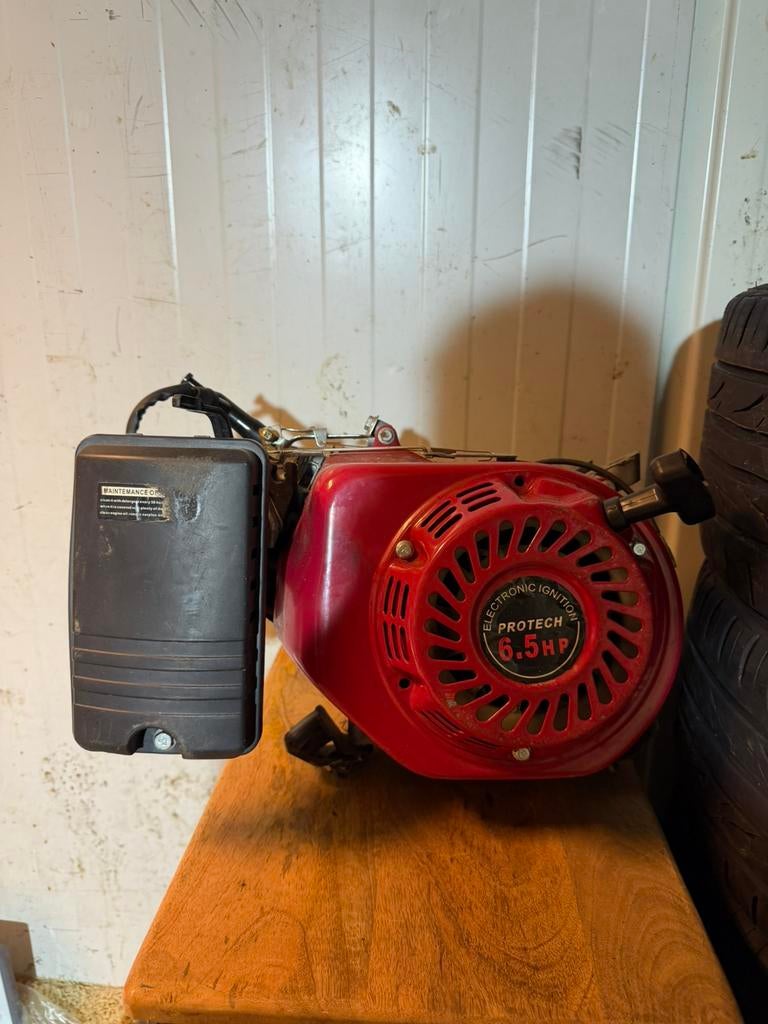 Motor blok protech, Doe-het-zelf en Verbouw, Motoren, Ophalen of Verzenden, Zo goed als nieuw