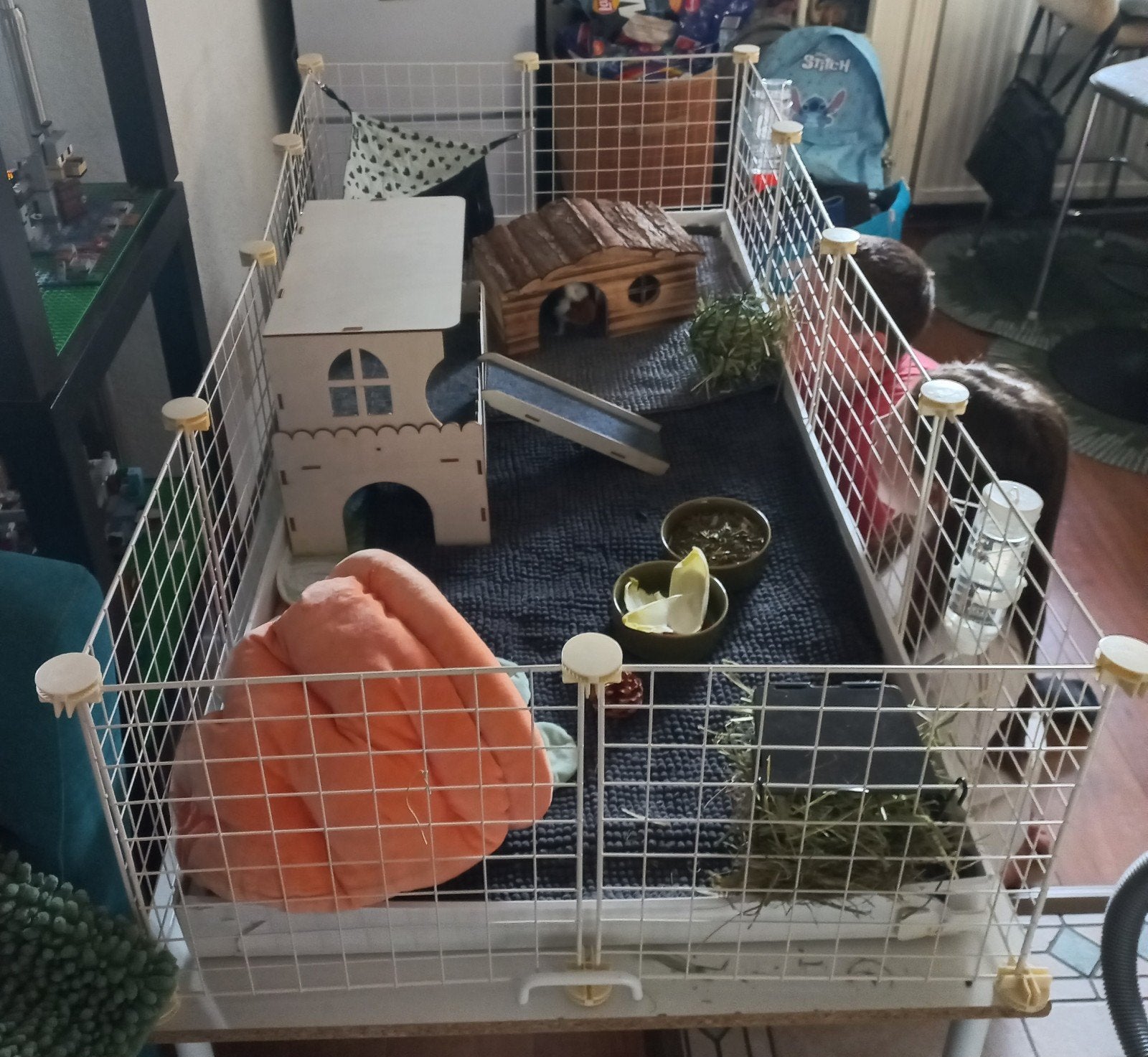 draadkubes cavia kooi 1.40 × 0.70 incl onderstel op poten, Kooi, Cavia, Ophalen, Minder dan 60 cm