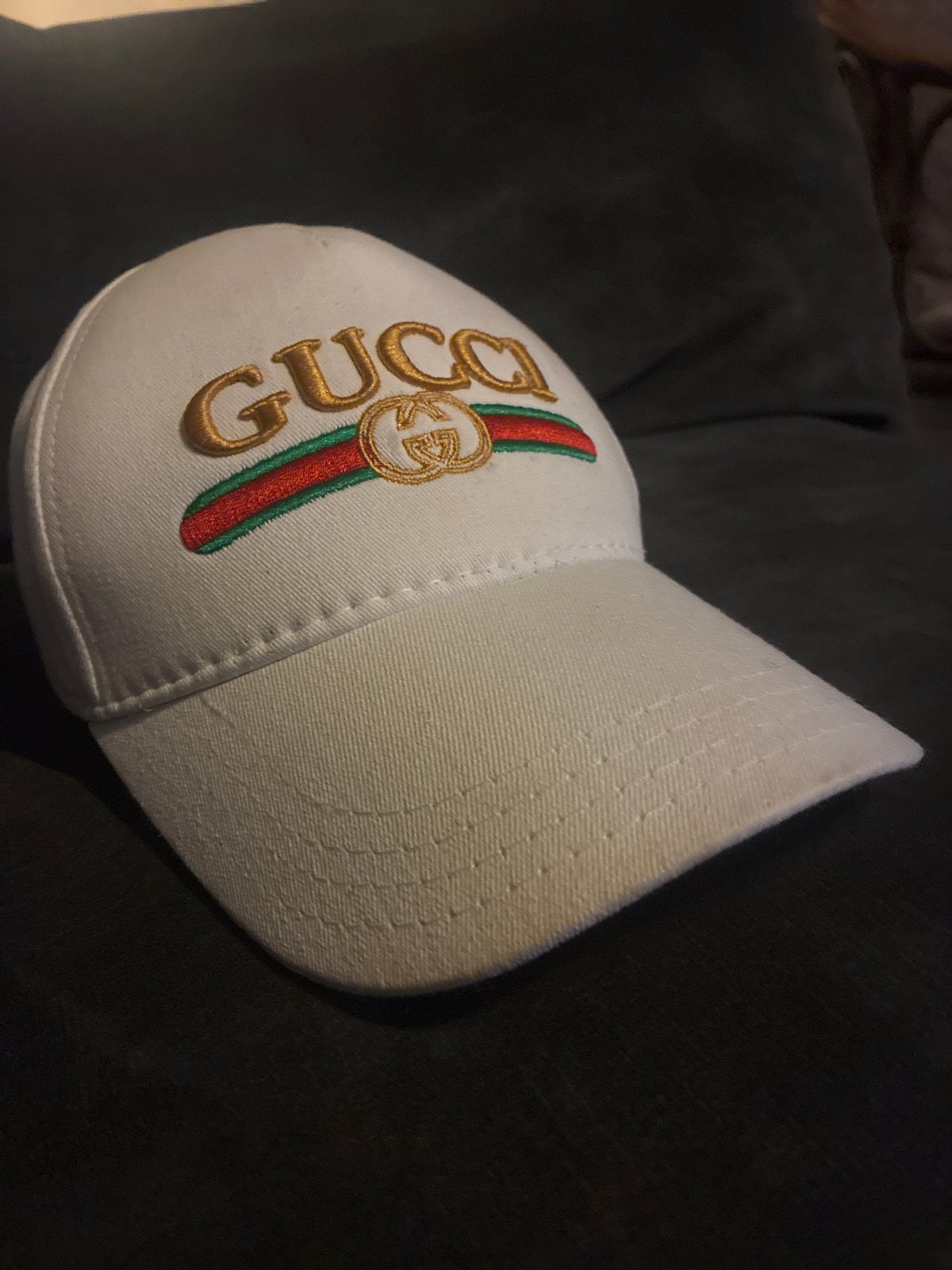 Witte Gucci Pet, Kleding | Dames, Ophalen of Verzenden, Zo goed als nieuw, One size fits all, Pet