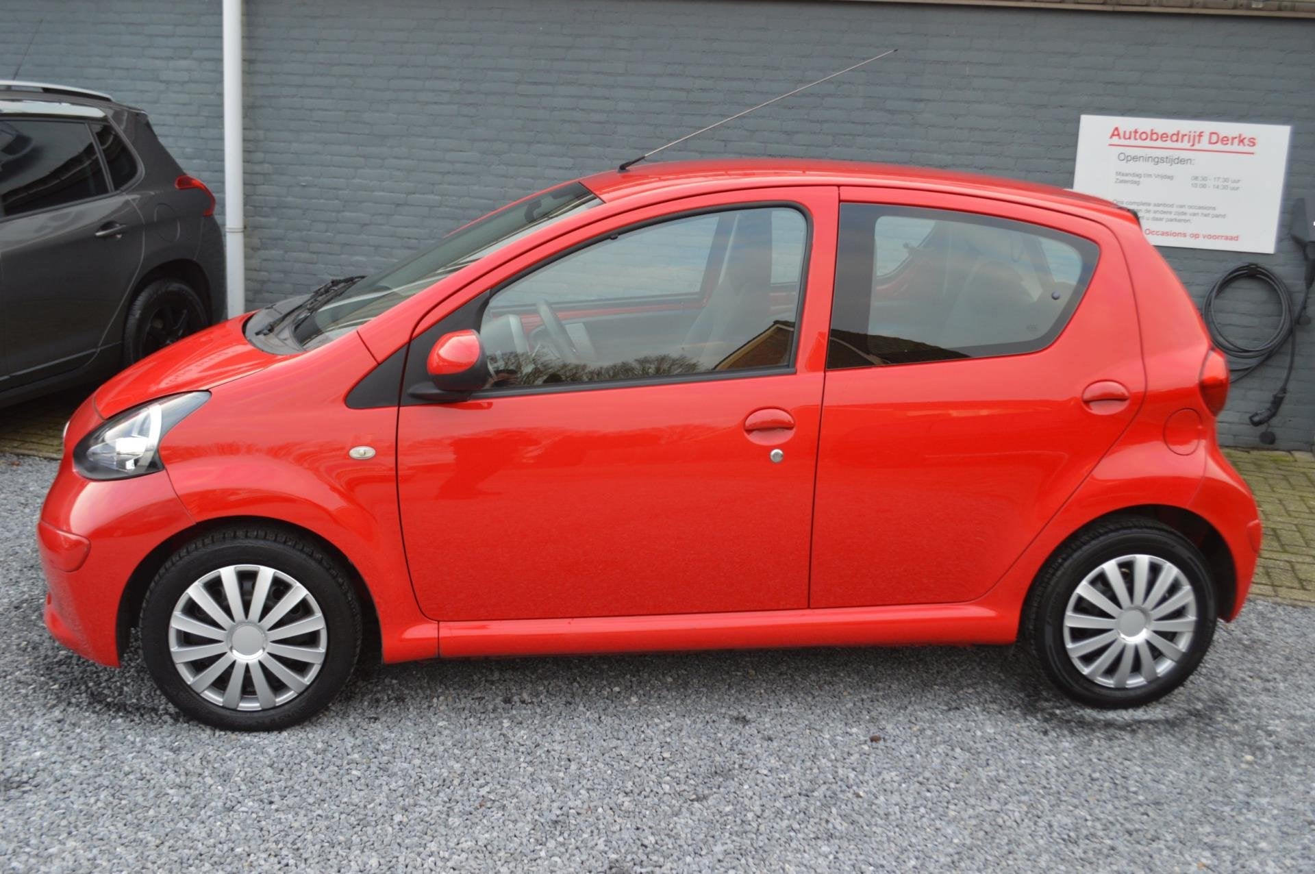 Foto 3 van Toyota Aygo 1.0-12V Airco 5Drs Stuurbekrachtiging Jaar Garan