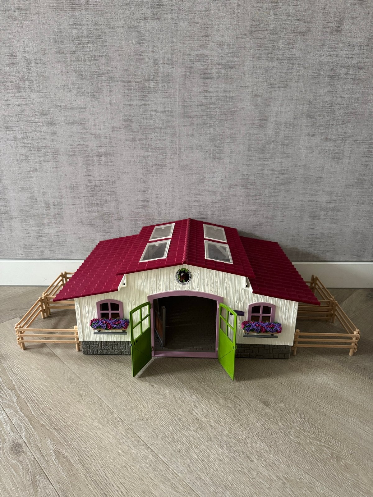 Schleich Paardenstal met veel paarden en accessoires, Ophalen, Gebruikt, Jongen of Meisje