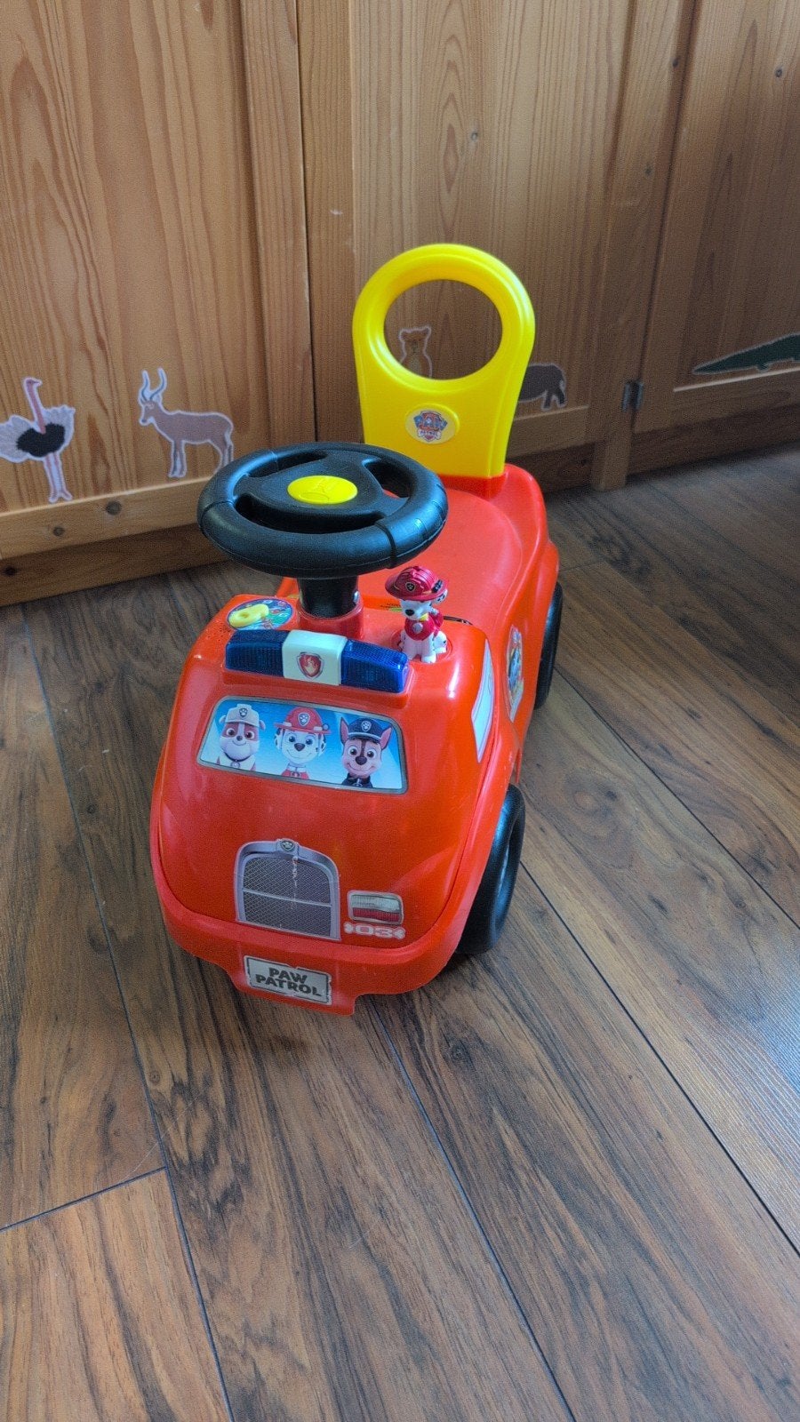 Paw patrol loopwagen, Ophalen