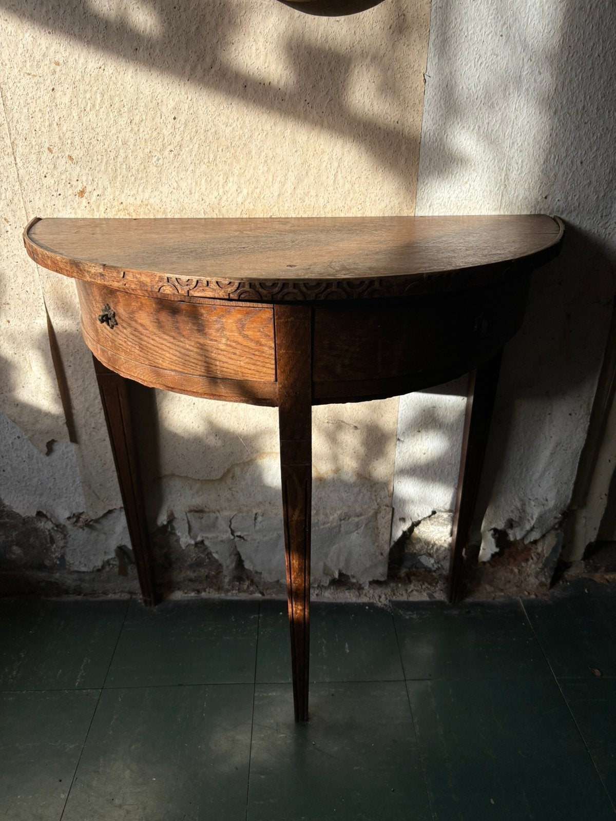 Antieke Halfronde Wandtafel Eiken Demi-Lune Tafel, Ophalen, Eikenhout, Zo goed als nieuw, 25 tot 50 cm