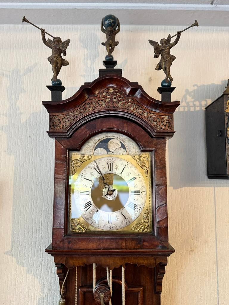 Hangend Amsterdammertje ui de 18e eeuw., Ophalen