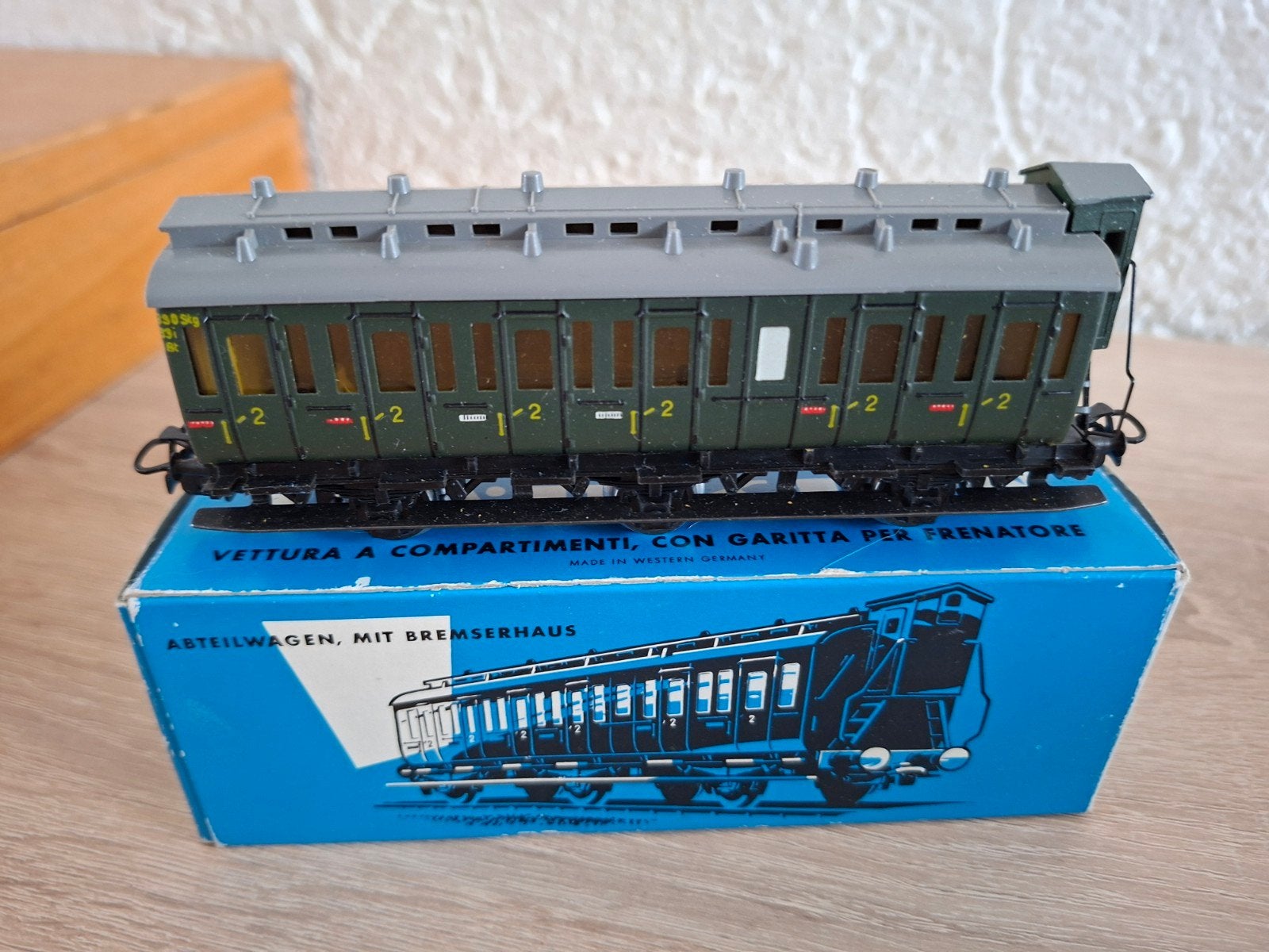 Marklin Couperijtuig 4005 - Treinwagon met originele doos, Verzamelen, Spoorwegen en Tramwegen, Ophalen of Verzenden, Zo goed als nieuw