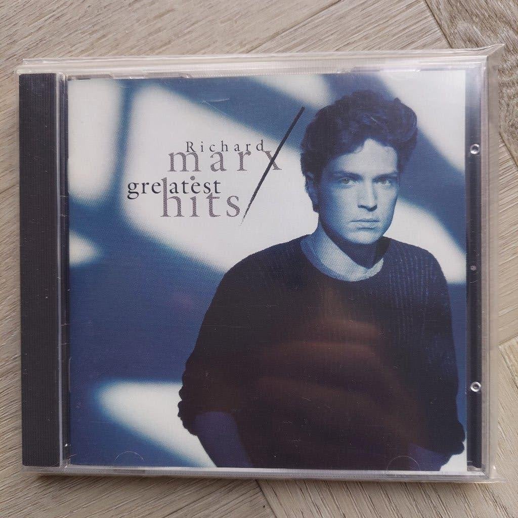 CD / Richard Marx / Greatest Hits, Nieuwstaat, Inclusief boekje, Rock, Ophalen of Verzenden, Zo goed als nieuw
