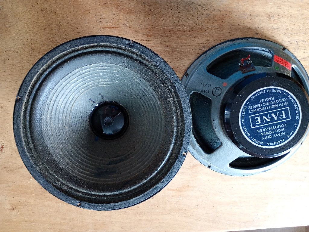 Te koop speaker