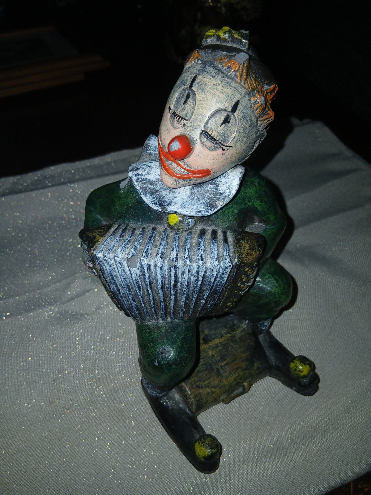 Vintageart nouveau Clown Beeldje met Accordeon - Decoratief, Ophalen of Verzenden