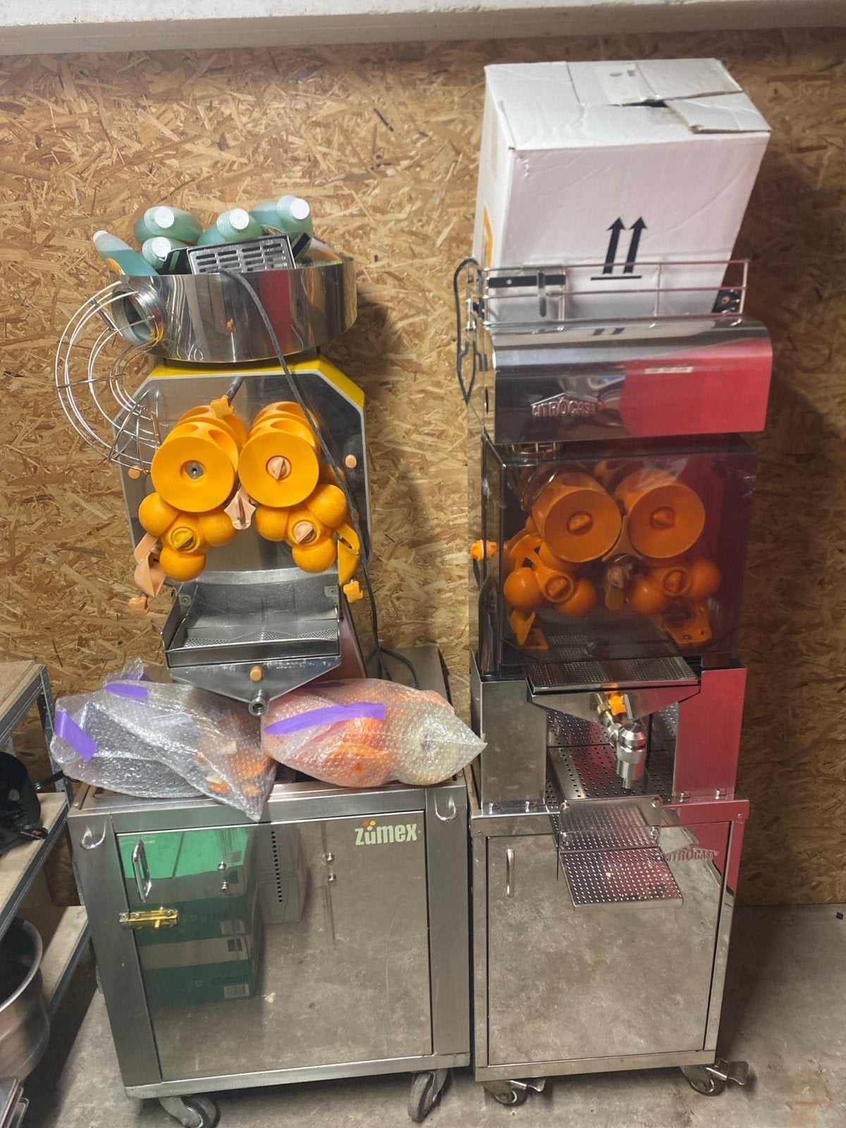 Citrocasa en Zumex sinaasappelpers machines + toebehoren, Ophalen of Verzenden, Gebruikt