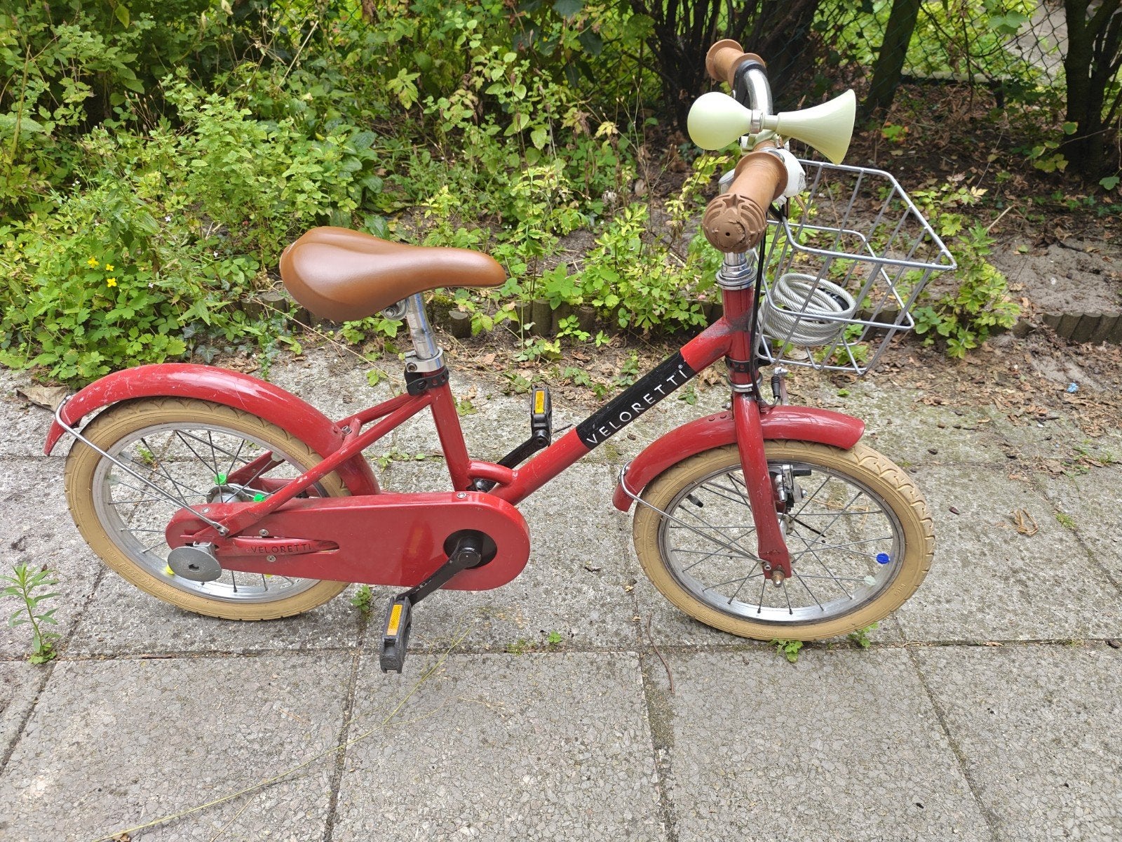 Veloretti maxi kinderfiets rood - 16 inch, Fietsen en Brommers, Fietsen | Kinderfietsjes, Gebruikt, 16 tot 20 inch, Terugtraprem