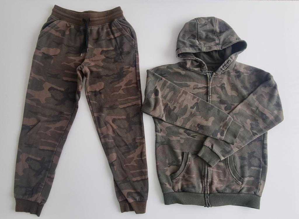 Joggingspak maat 146, Gebruikt, Jongen of Meisje, Ophalen of Verzenden, Setje